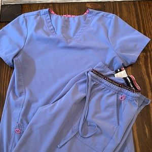 Ceil Blue Heart Soul Scrubs